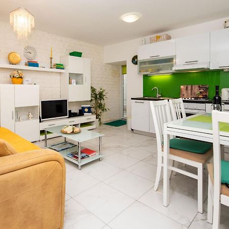 Apartment Dea Spalato Esterno foto