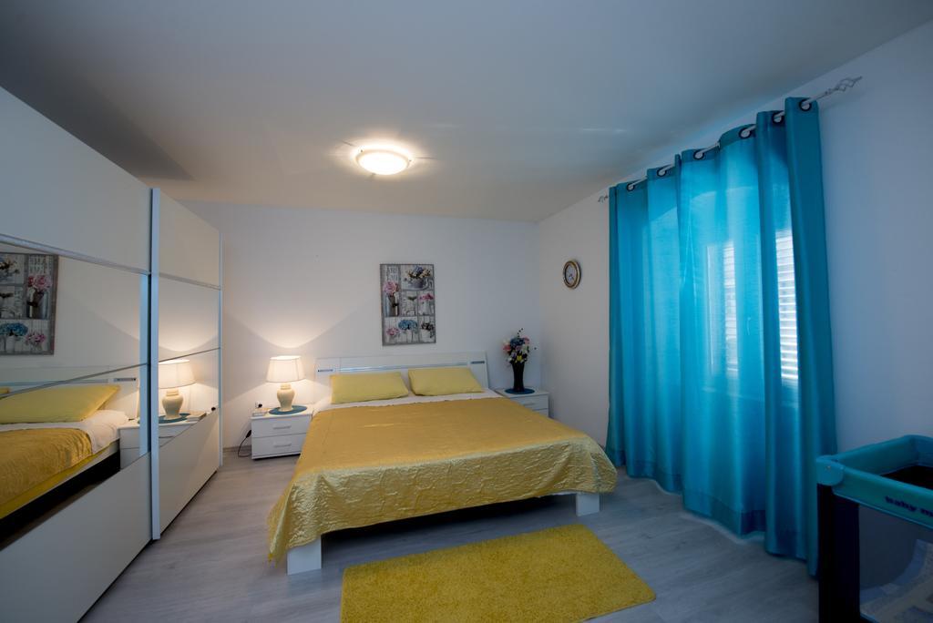 Apartment Dea Spalato Esterno foto